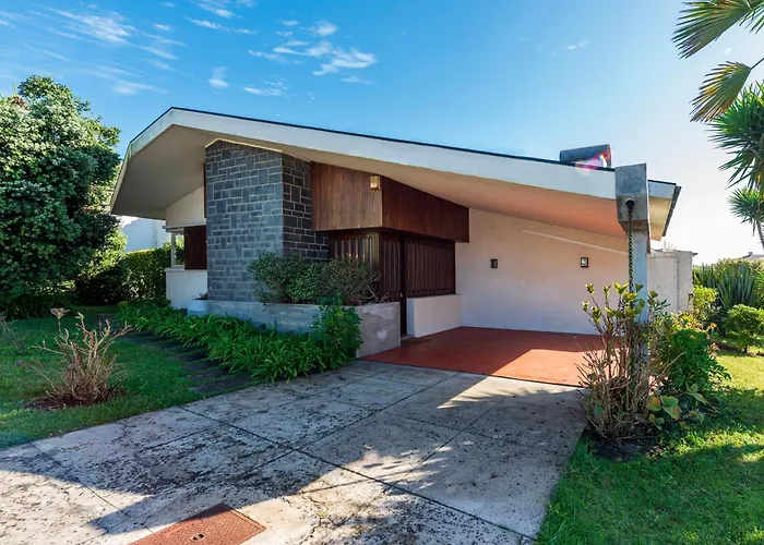 Atlantic - Mindelo Vila Cha (Porto)