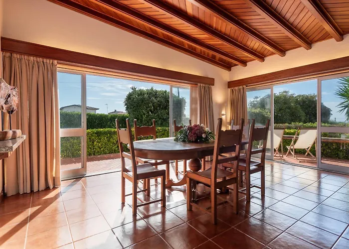 Atlantic - Mindelo * Vila Cha (Porto)